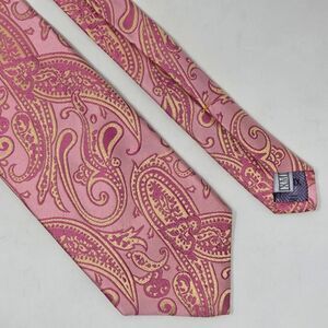 XMI NORDSTROM SILK TIE PINK YELLOW PAISLEY SATIN TEXTURED 3.75" X 58"